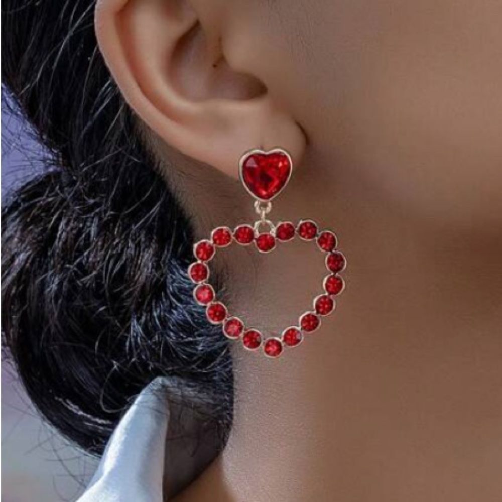 3for$20 NEW 2pcs/Set Of Luxurious Shiny Heart-Shaped Alloy Inlaid Gemstone